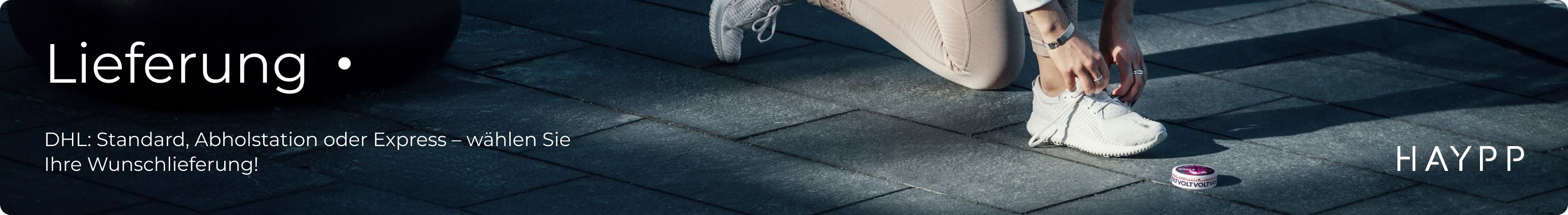 Auf einem Bild mit einer Frau, die sich einen Laufschuh bindet, werden die Lieferoptiopnen nochmal gelistet.